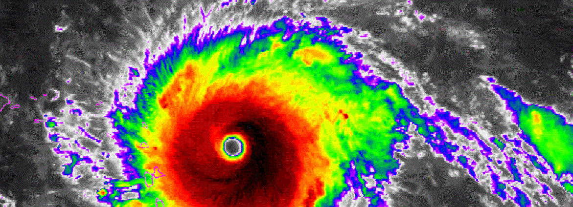 hurricane_eye_resize